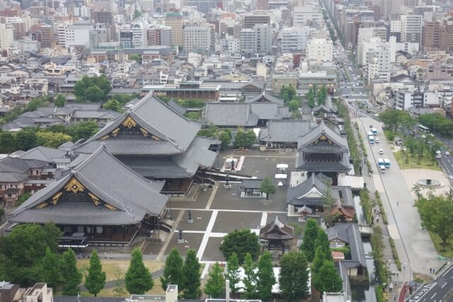 東本願寺の全景写真